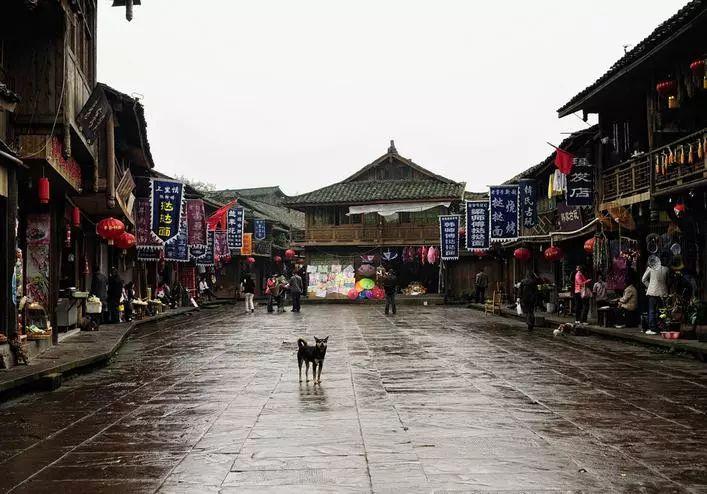 【冷知识分享平台】大刀关胜的青龙偃月刀 现在何处?和关羽的是不是同一把?,轻松享受趣味知识盛宴